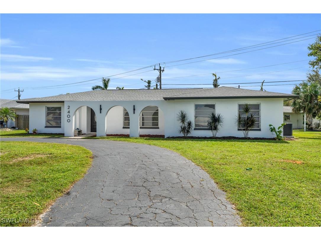 2400 Jasper Avenue Fort Myers FL 33907 224083251 image1