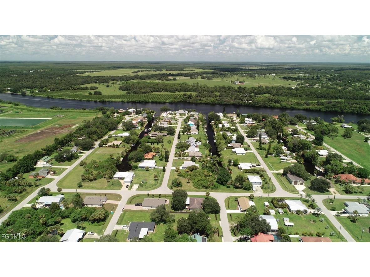 2400 Leavitt Road Alva FL 33920 2025020936 image10