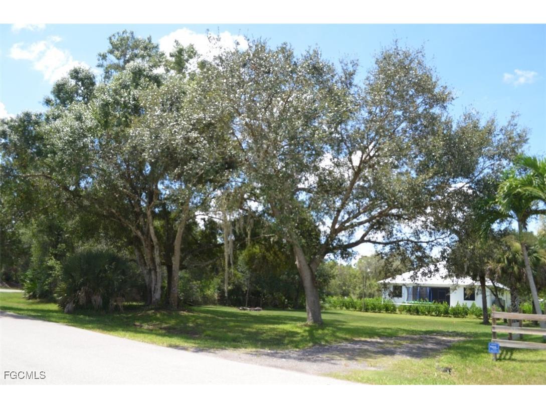 2400 Leavitt Road Alva FL 33920 2025020936 image5