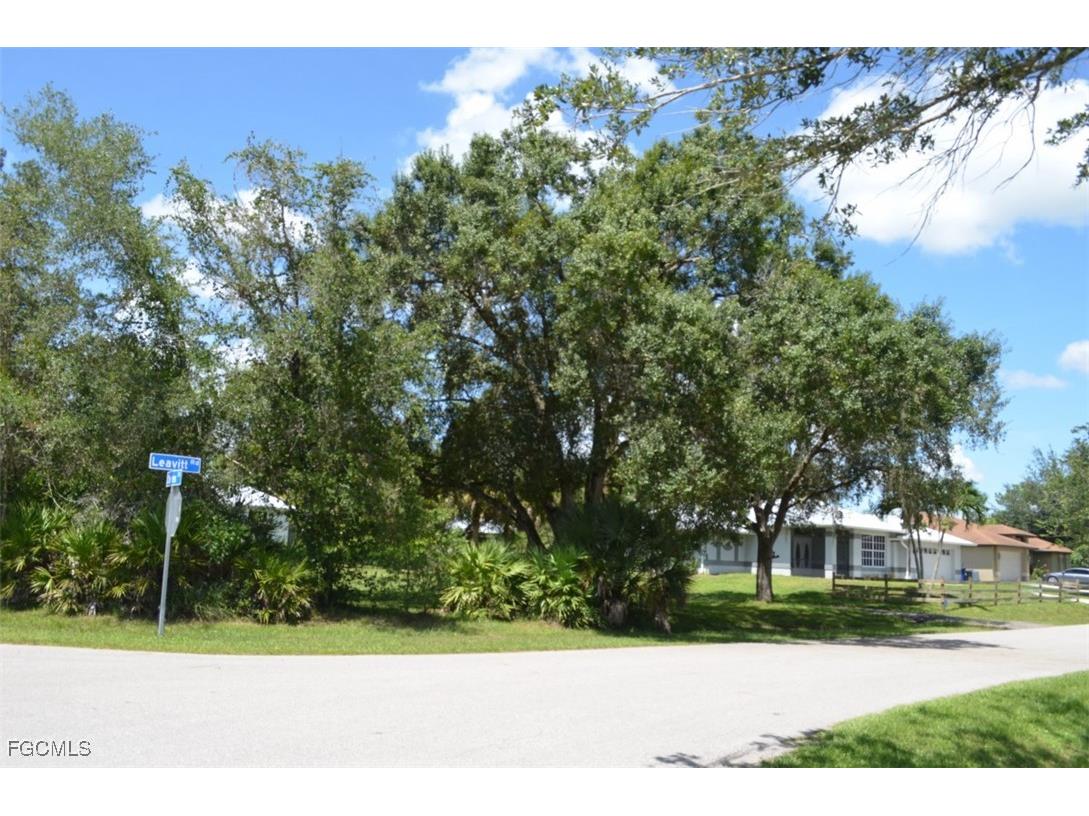 2400 Leavitt Road Alva FL 33920 2025020936 image6