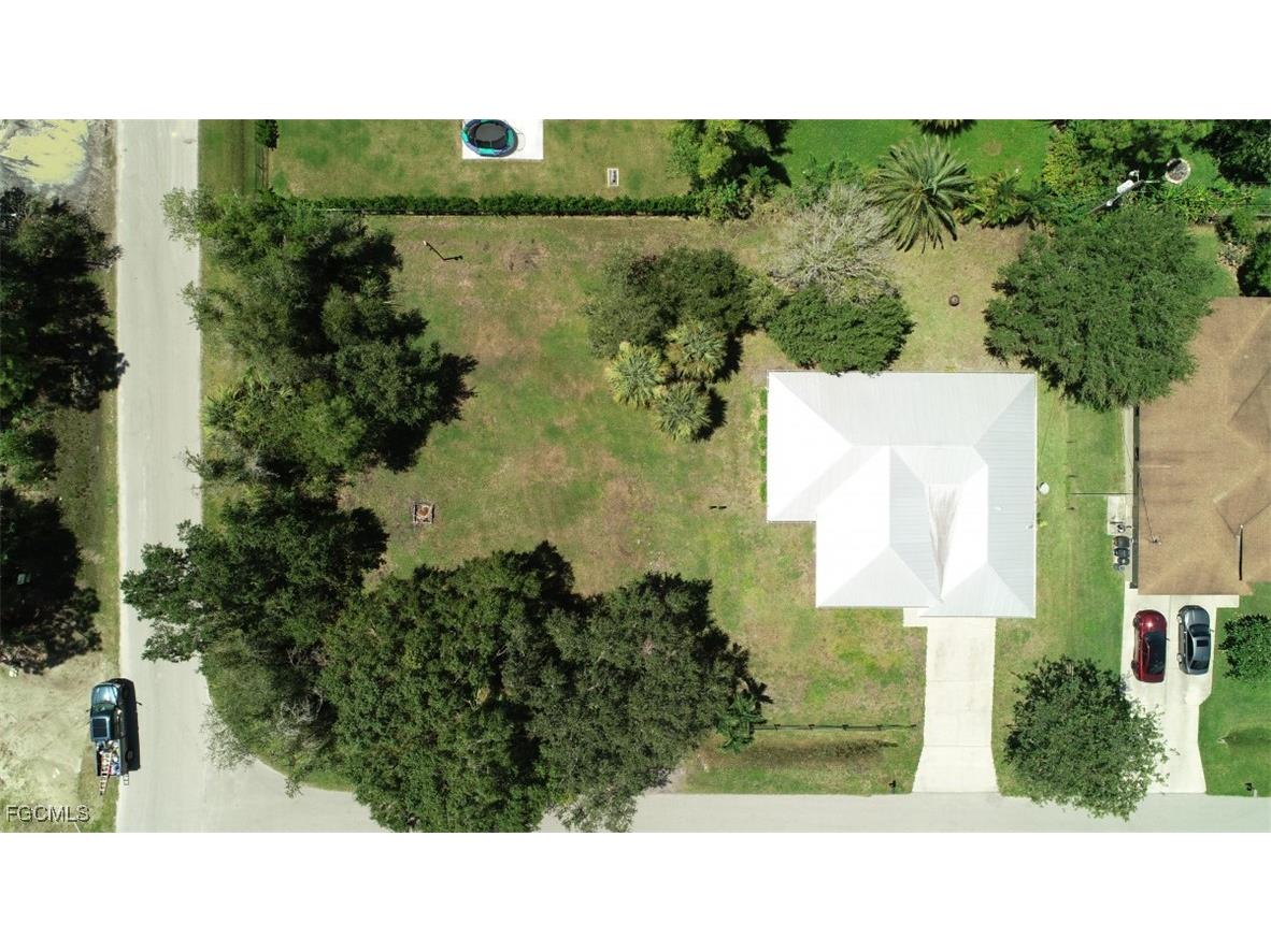 2400 Leavitt Road Alva FL 33920 2025020936 image9