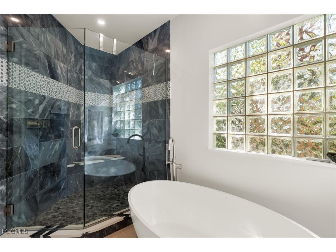 2400 Los Colony Road Sanibel FL 33957 2026000191 image22