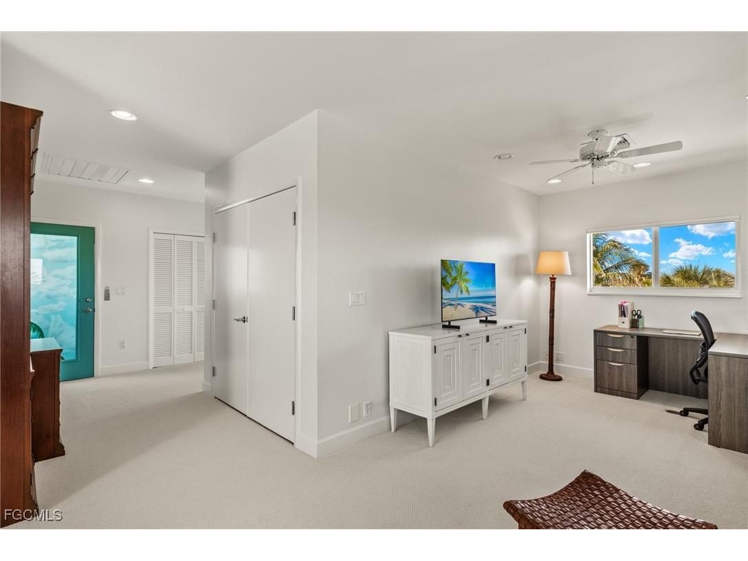 2400 Los Colony Road Sanibel FL 33957 2026000191 image31