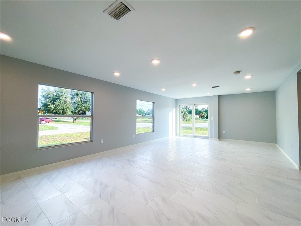 2401-2403 Joe Avenue S Lehigh Acres FL 33973 2026000711 image4