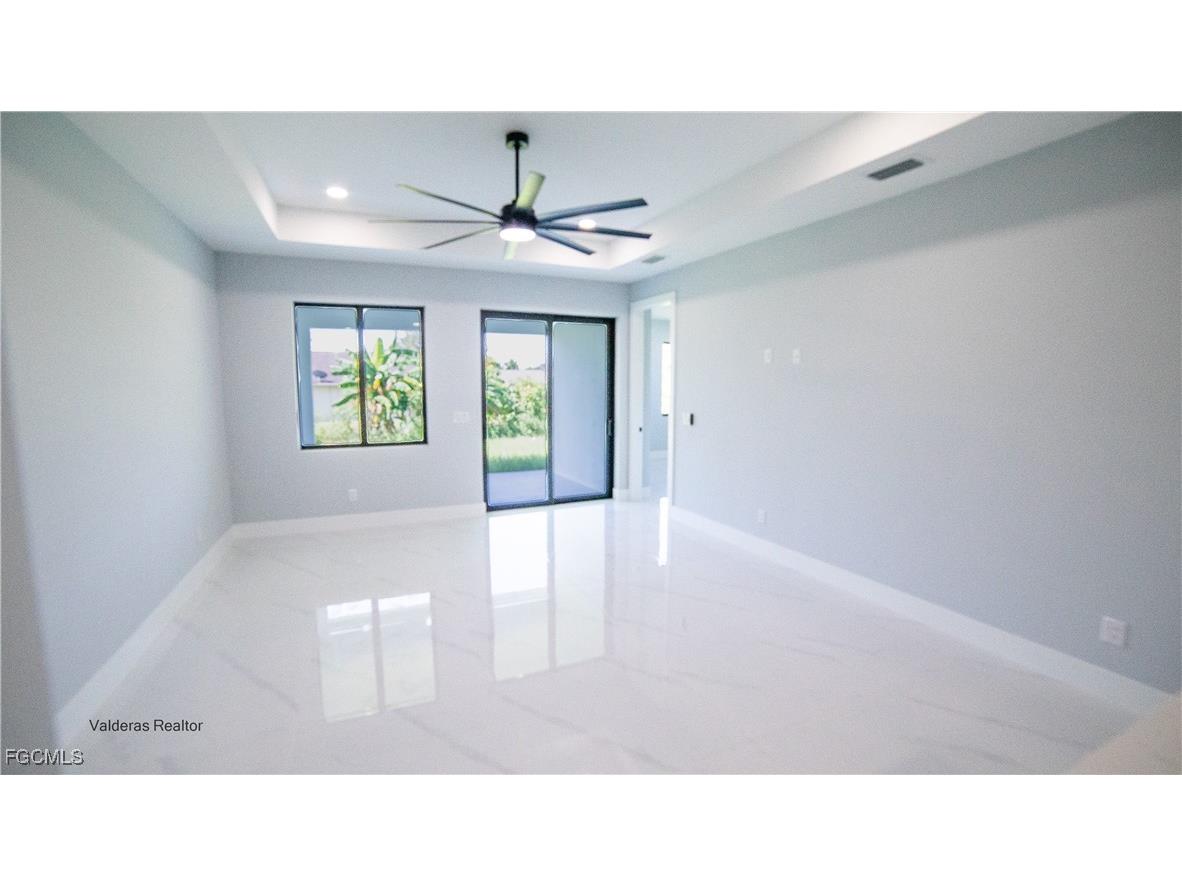2401/2403 Matena Avenue S Lehigh Acres FL 33973 2025025717 image17