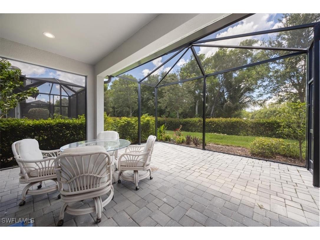 2401 Ariane Drive Naples FL 34112 225058328 image12