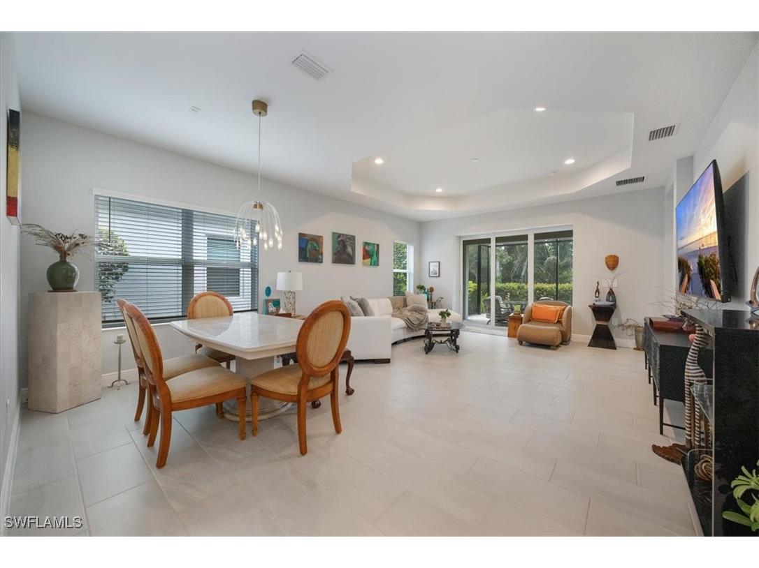 2401 Ariane Drive Naples FL 34112 225058328 image3
