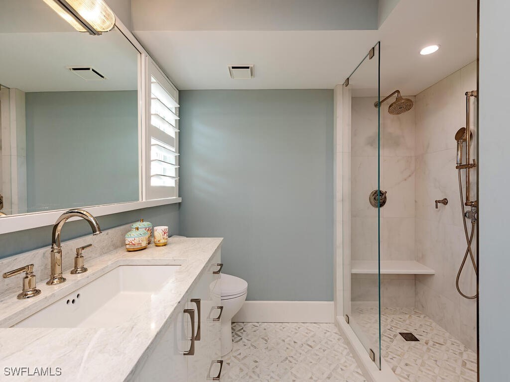 2401 Gulf Shore Boulevard N #11 Naples FL 34103 225082609 image9