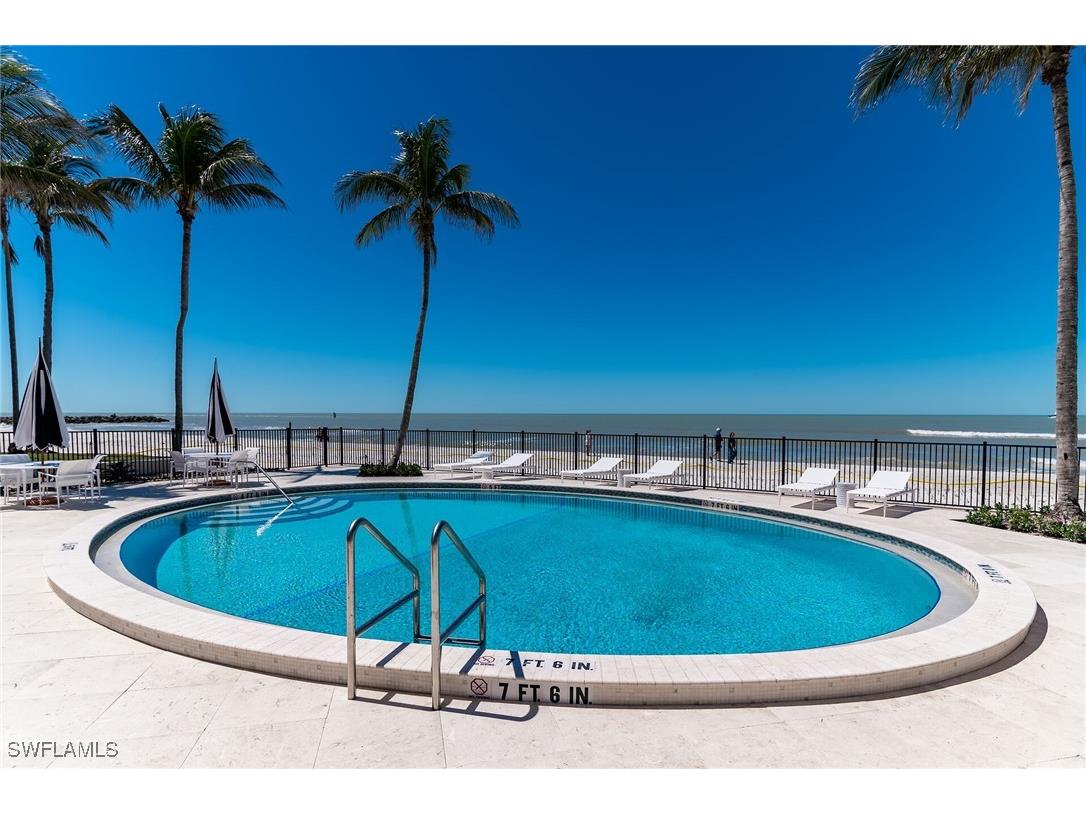 2401 Gulf Shore Boulevard N #13 Naples FL 34103 225078984 image25