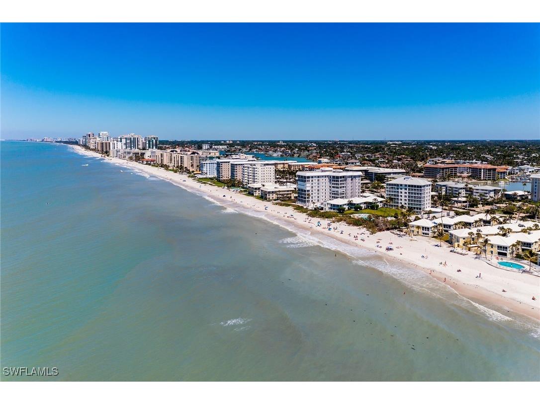 2401 Gulf Shore Boulevard N #13 Naples FL 34103 225078984 image35