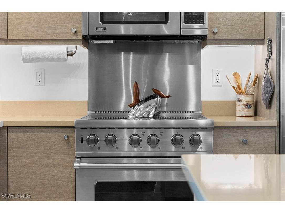 2401 Gulf Shore Boulevard N #44 Naples FL 34103 225020127 image6