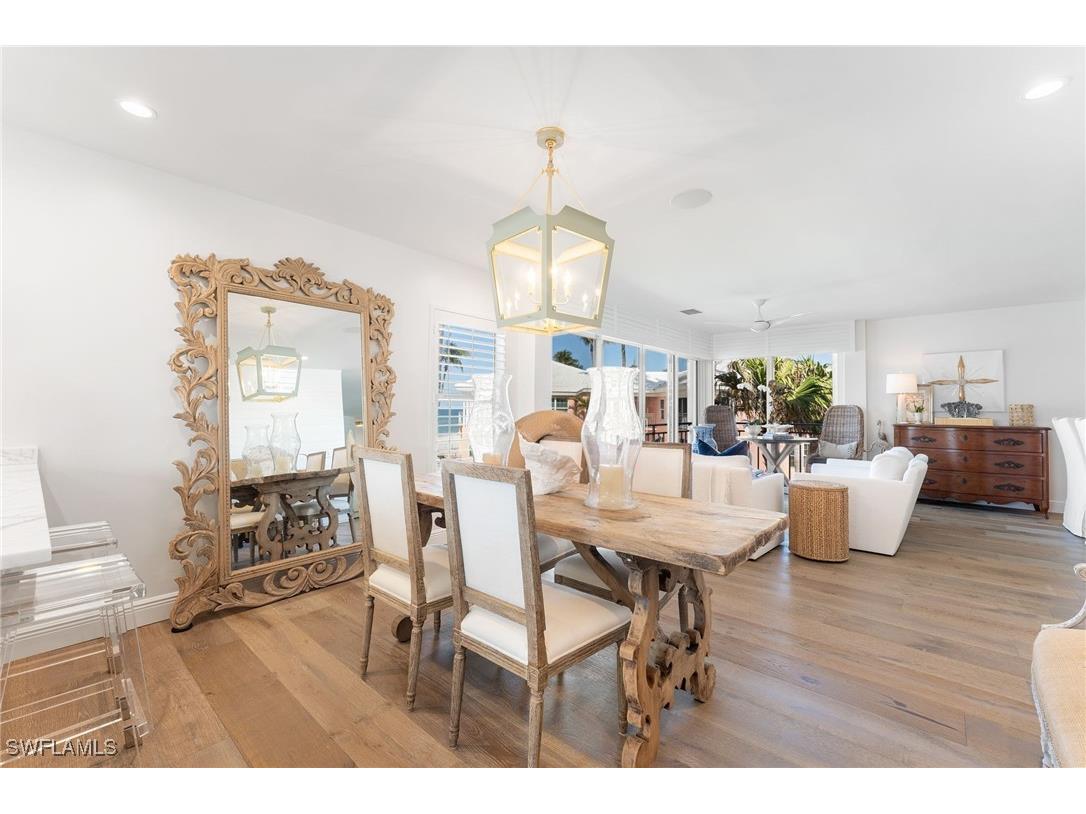 2401 Gulf Shore Boulevard N #VILLA 2 Naples FL 34103 226001355 image4