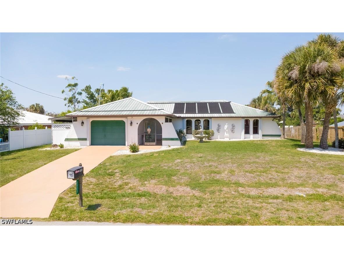 2401 Lakeview Drive Lehigh Acres FL 33936 226016075 image1