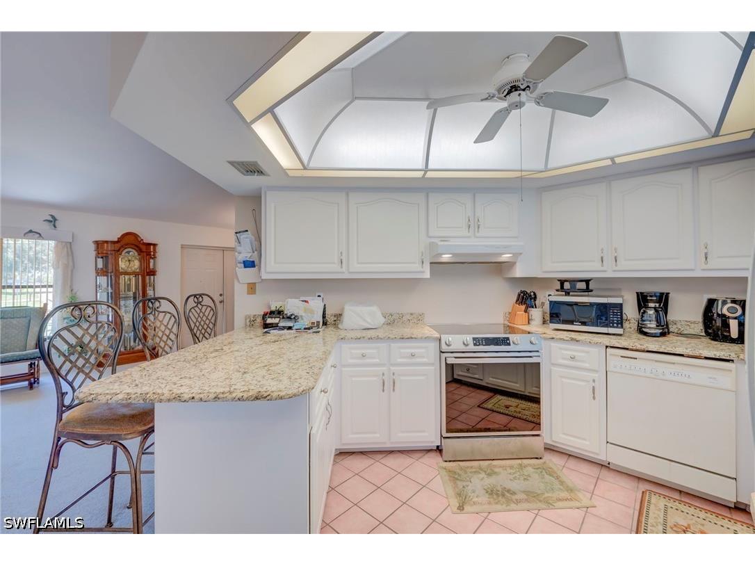 2401 Lakeview Drive Lehigh Acres FL 33936 226016075 image10