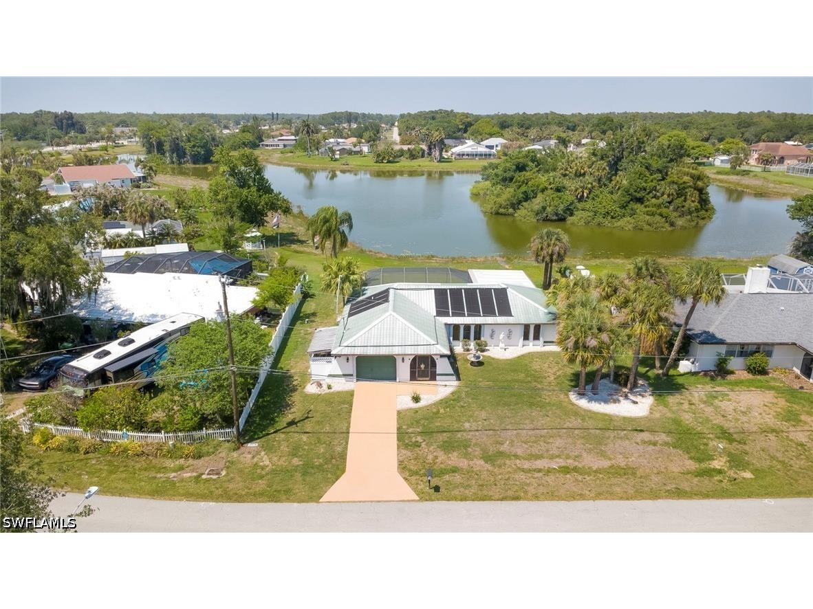 2401 Lakeview Drive Lehigh Acres FL 33936 226016075 image2
