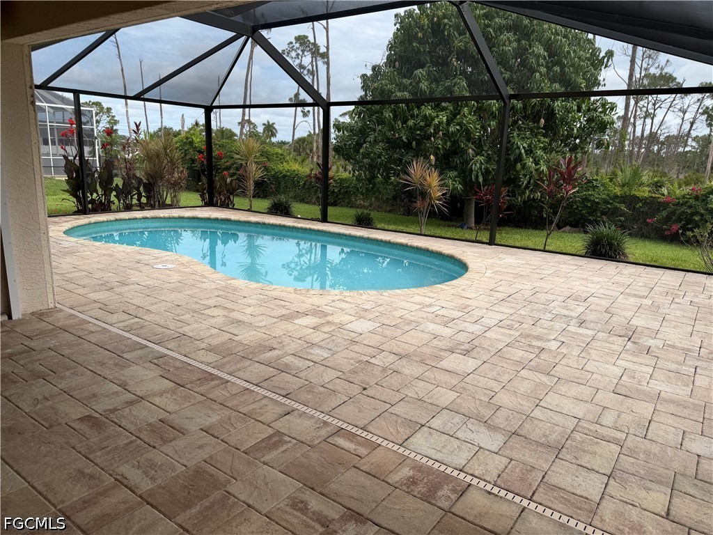 2401 SW 38th Terrace Cape Coral FL 33914 2026024925 image4