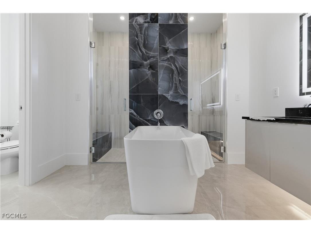 2402 Everest Parkway Cape Coral FL 33904 2026009180 image37