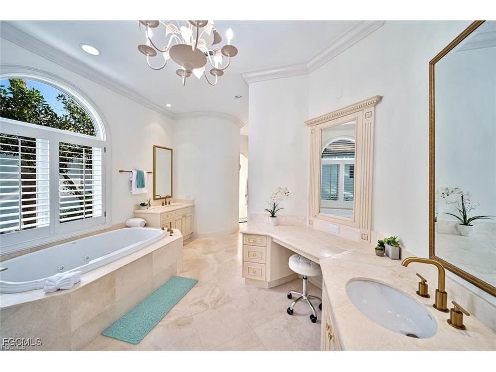 2402 Wulfert Road Sanibel FL 33957 2025014153 image22