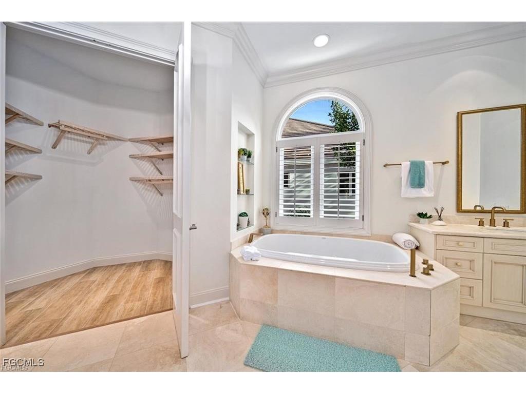 2402 Wulfert Road Sanibel FL 33957 2025014153 image23