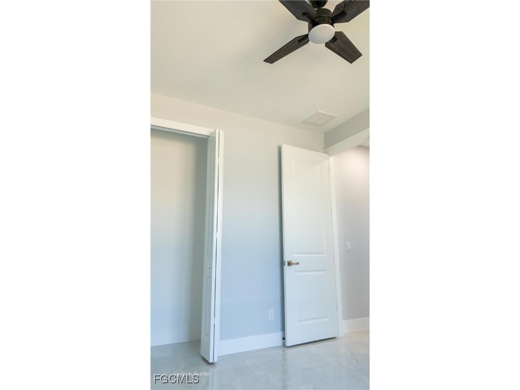 2404/2406 Crawford Avenue N Lehigh Acres FL 33971 2025025836 image8