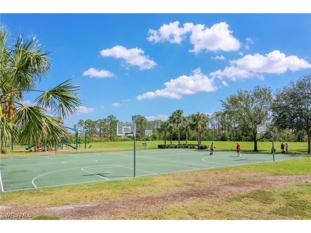 2404 Laurentina Lane Cape Coral FL 33909 223056057 image1