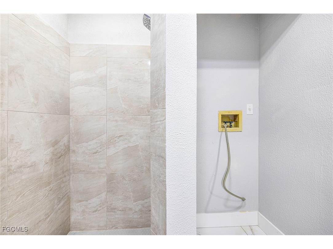 2404 Silver Lake Road Labelle FL 33935 2025020532 image19