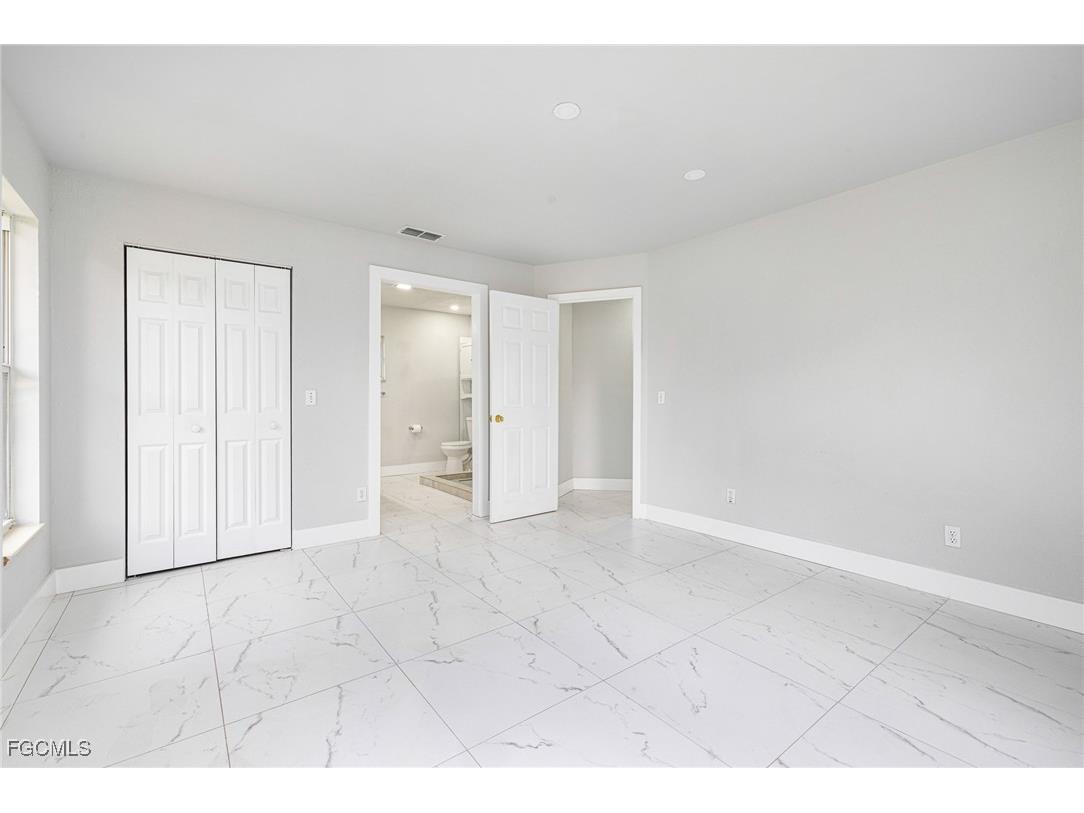 2404 Silver Lake Road Labelle FL 33935 2025020532 image24