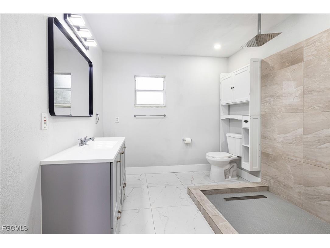 2404 Silver Lake Road Labelle FL 33935 2025020532 image26