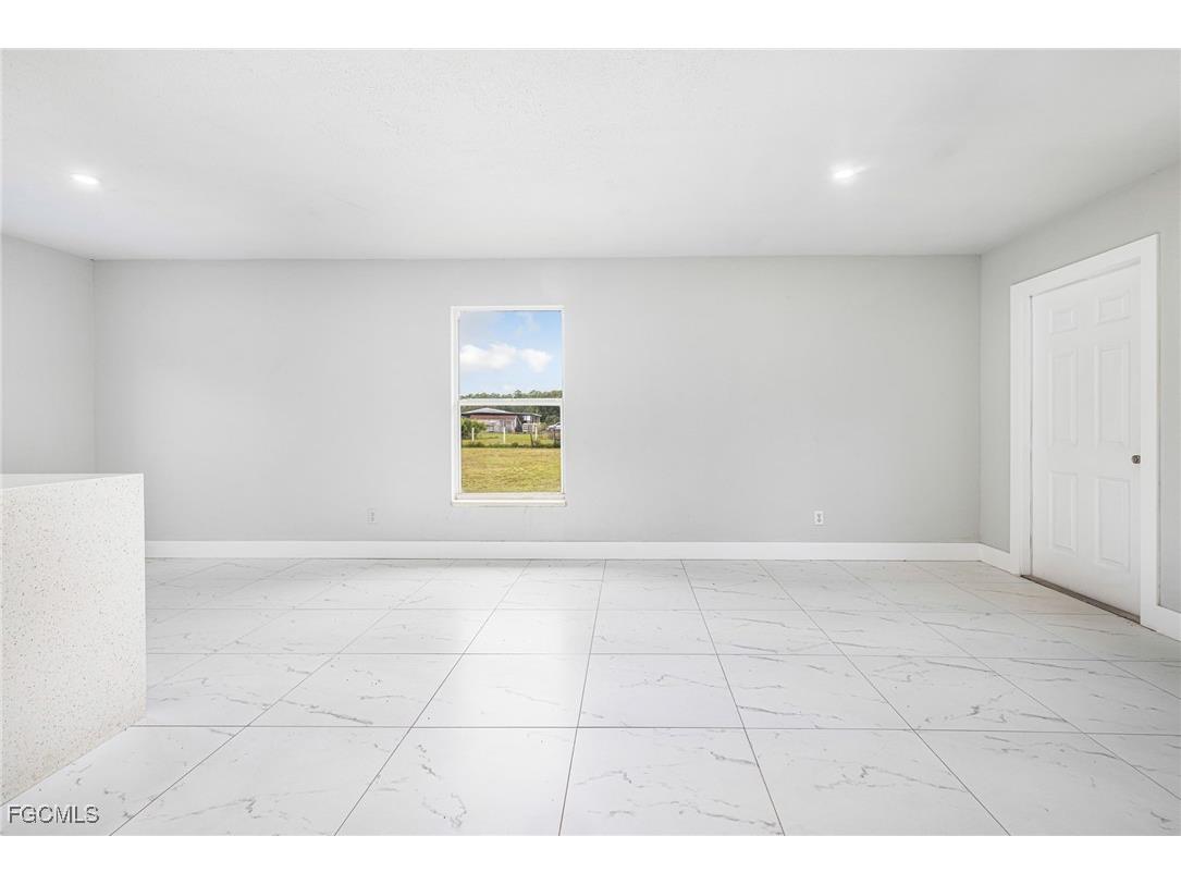 2404 Silver Lake Road Labelle FL 33935 2025020532 image3