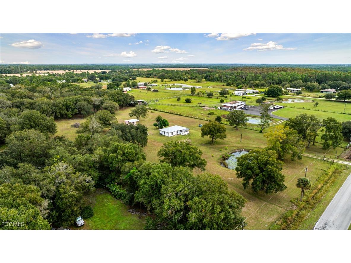 2404 Silver Lake Road Labelle FL 33935 2025020532 image40