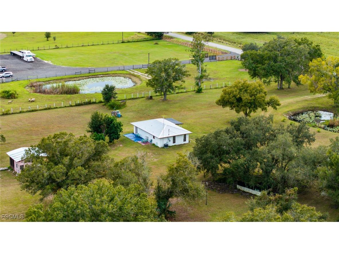 2404 Silver Lake Road Labelle FL 33935 2025020532 image44
