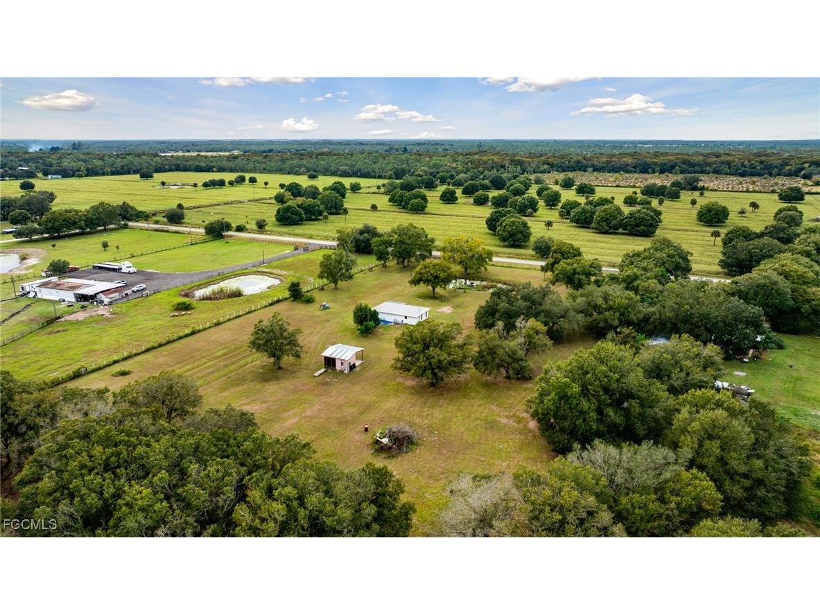 2404 Silver Lake Road Labelle FL 33935 2025020532 image45