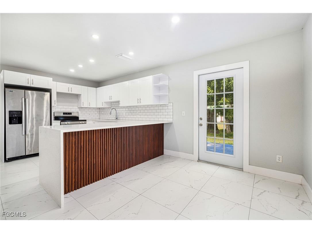 2404 Silver Lake Road Labelle FL 33935 2025020532 image7