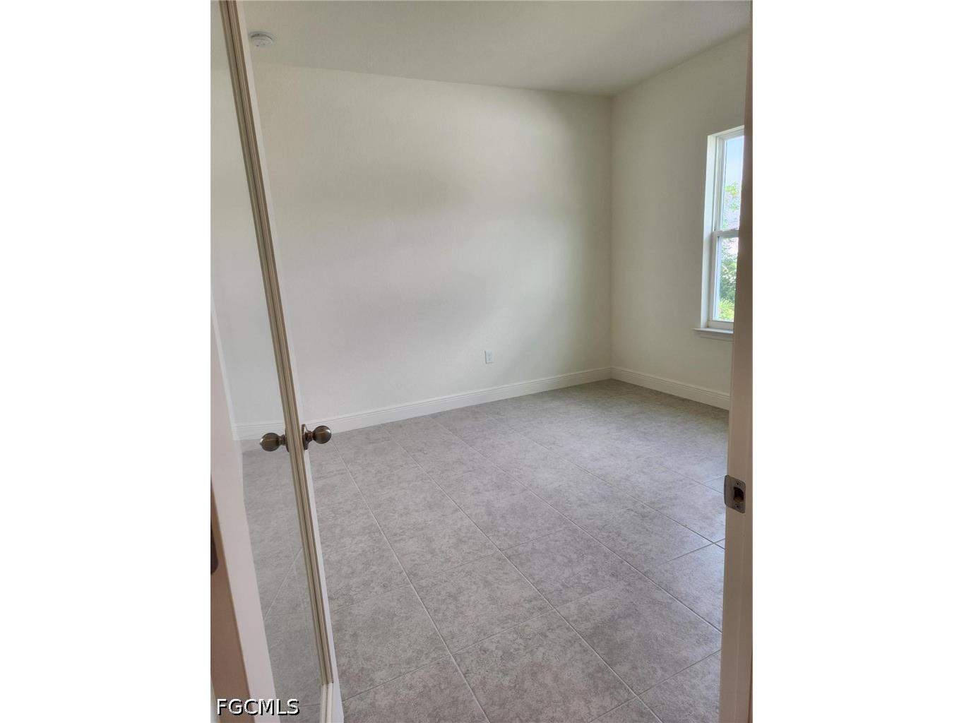 2404 Vera Avenue S Lehigh Acres FL 33976 2025019523 image6