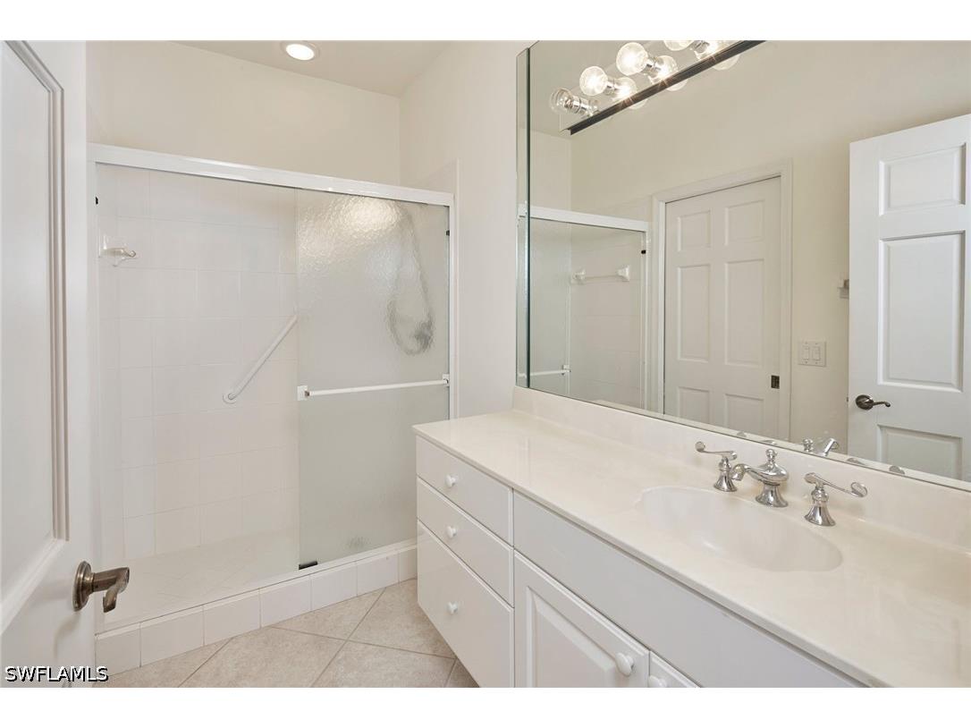 2405 Hidden Lake Drive #4705 Naples FL 34112 226023352 image15