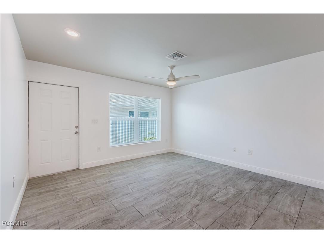 2405 Maple Avenue Fort Myers FL 33901 2026002673 image23