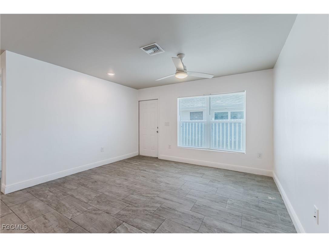 2405 Maple Avenue Fort Myers FL 33901 2026002673 image24