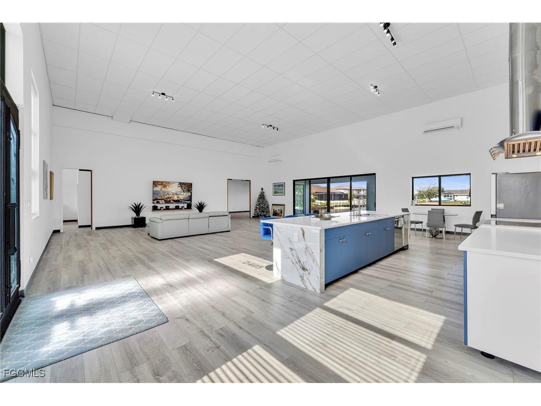 2405 SW 32nd Street Cape Coral FL 33914 2026002993 image10