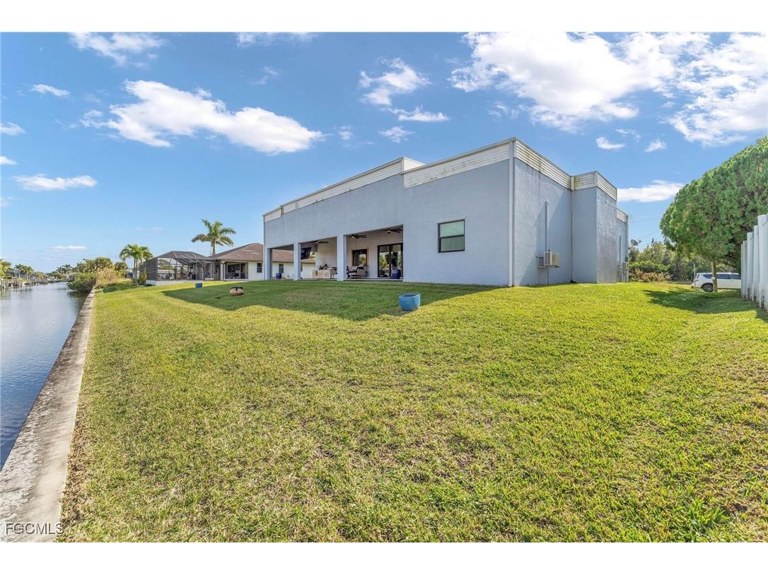 2405 SW 32nd Street Cape Coral FL 33914 2026002993 image34