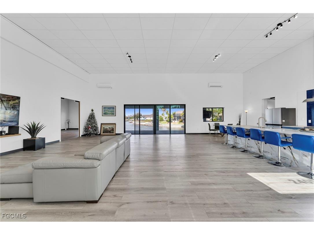 2405 SW 32nd Street Cape Coral FL 33914 2026002993 image4