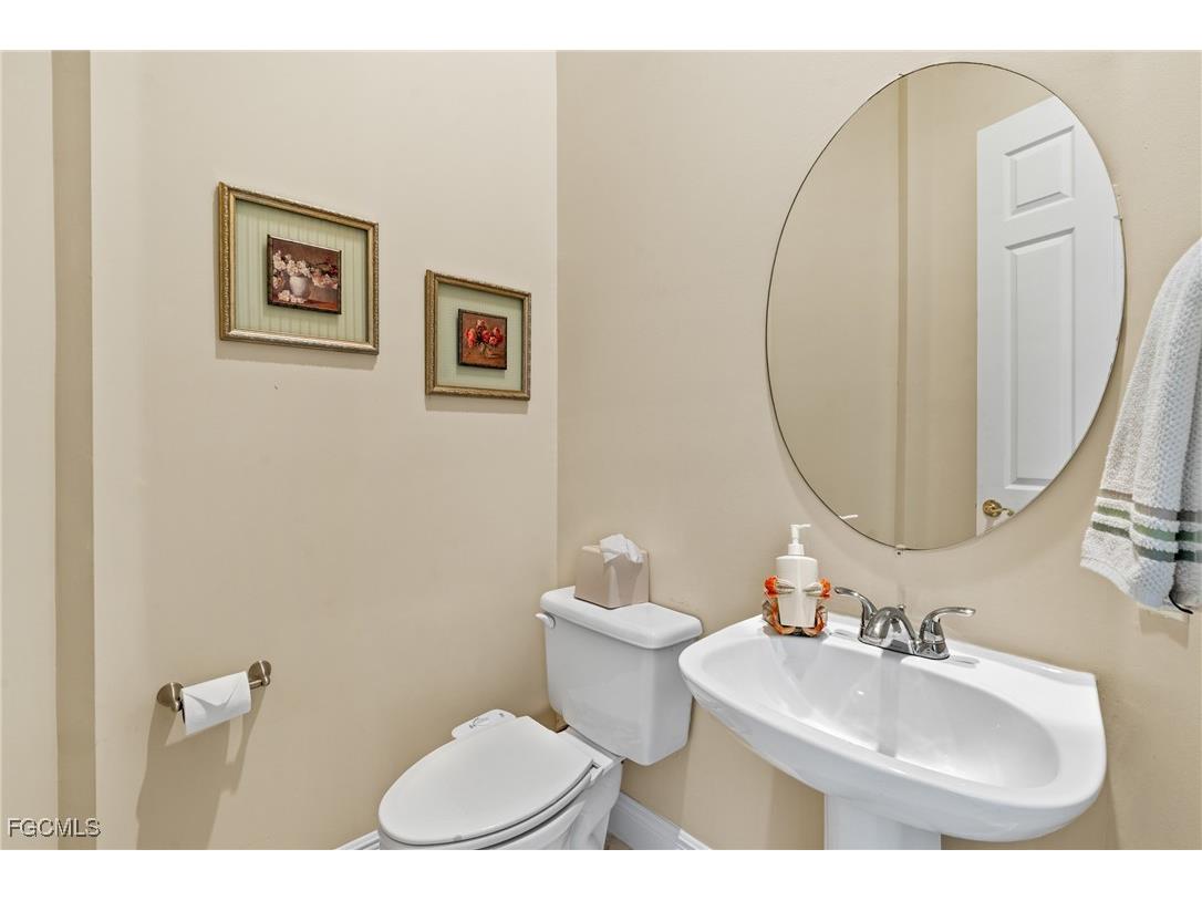 2405 Sagramore Place Cape Coral FL 33914 2025016788 image24