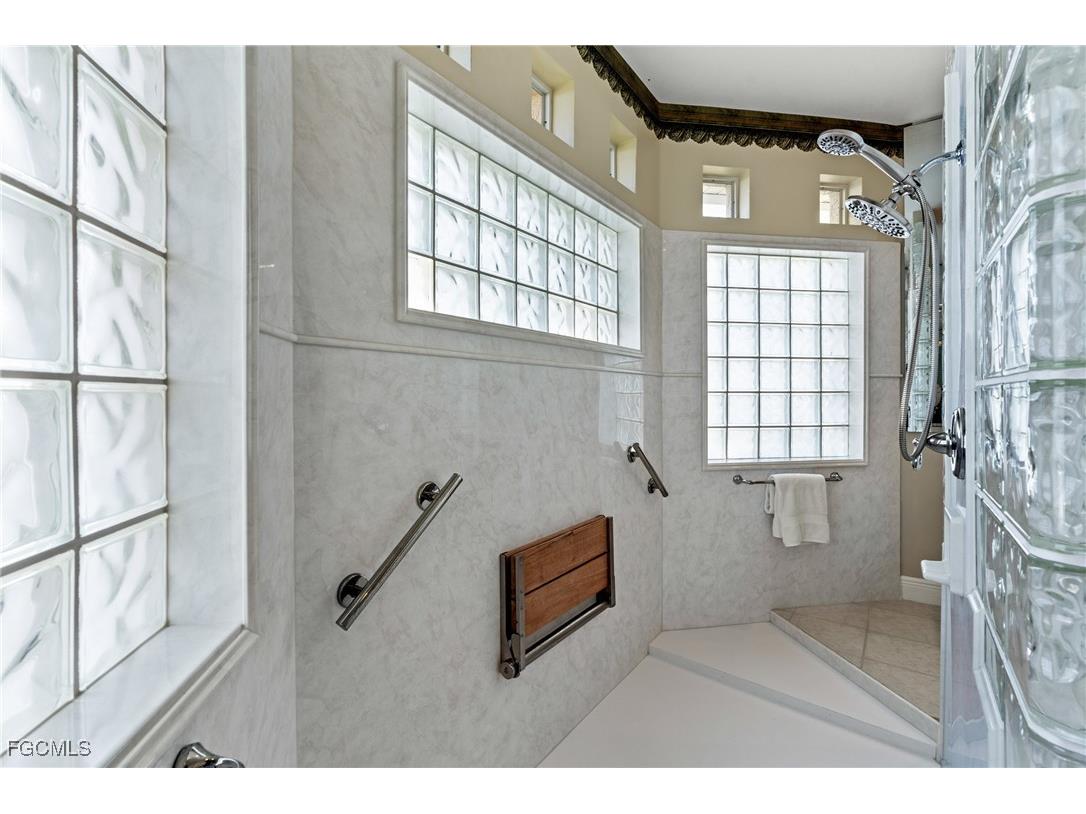 2405 Sagramore Place Cape Coral FL 33914 2025016788 image31