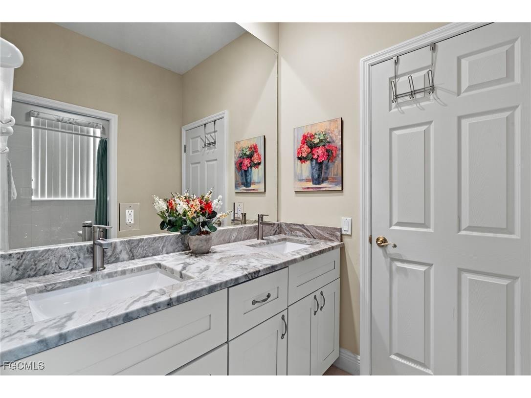 2405 Sagramore Place Cape Coral FL 33914 2025016788 image34