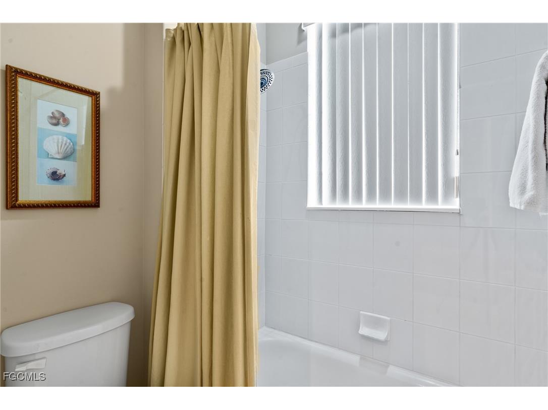 2405 Sagramore Place Cape Coral FL 33914 2025016788 image35