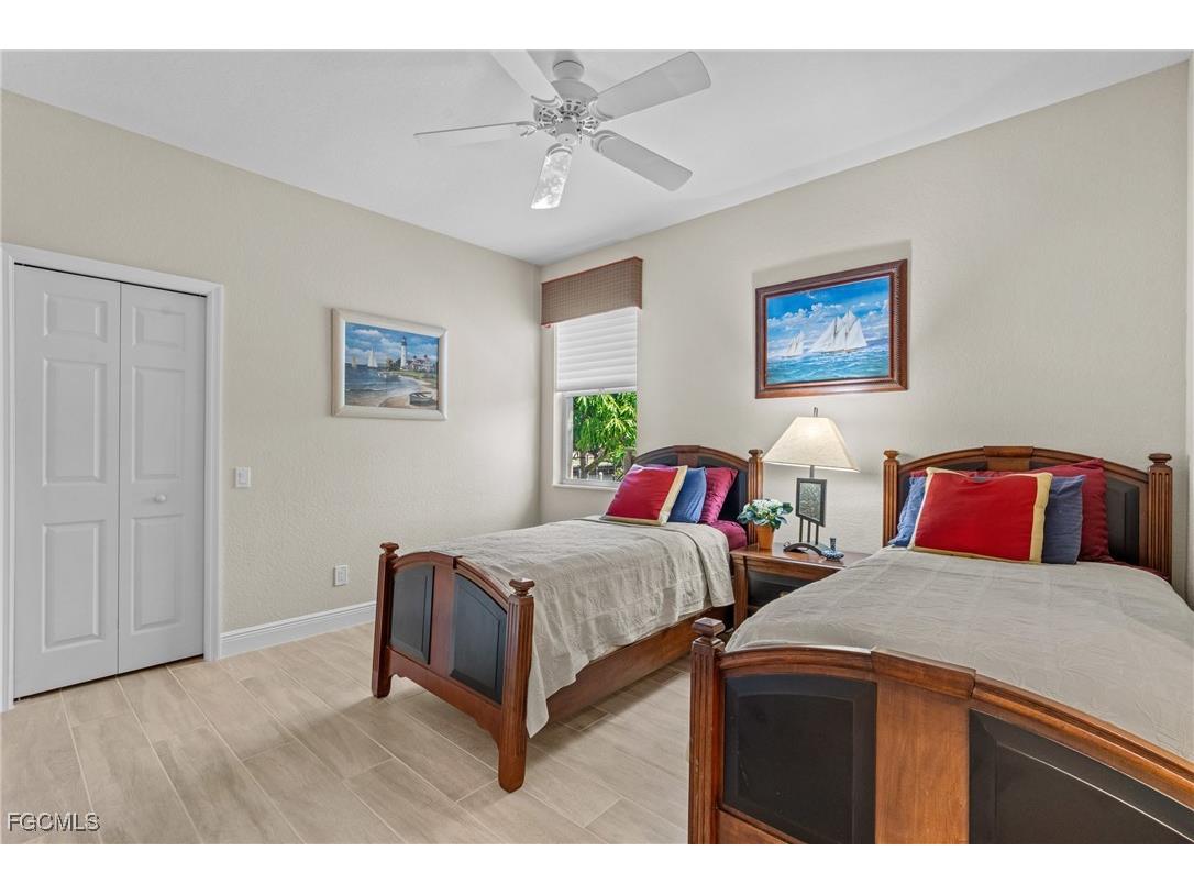 2405 Sagramore Place Cape Coral FL 33914 2025016788 image36