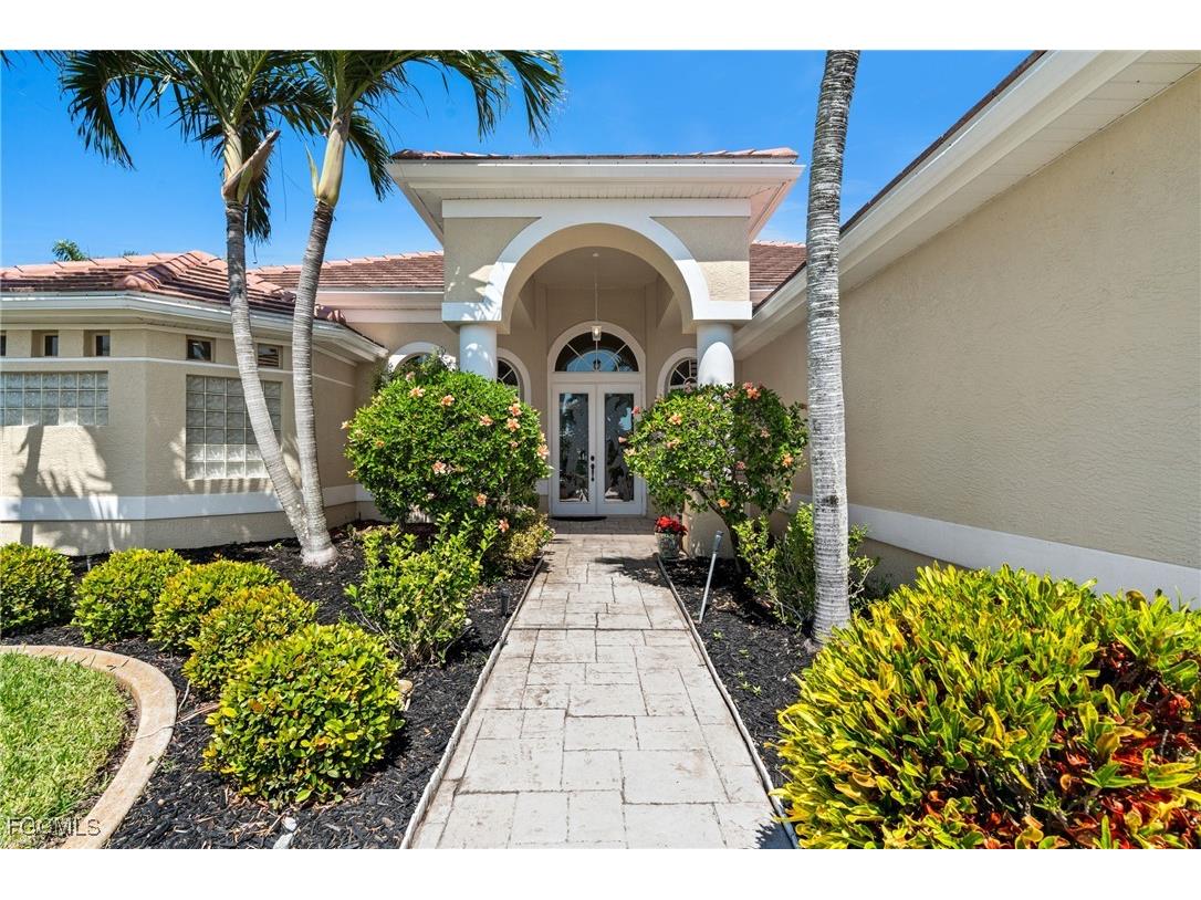 2405 Sagramore Place Cape Coral FL 33914 2025016788 image4