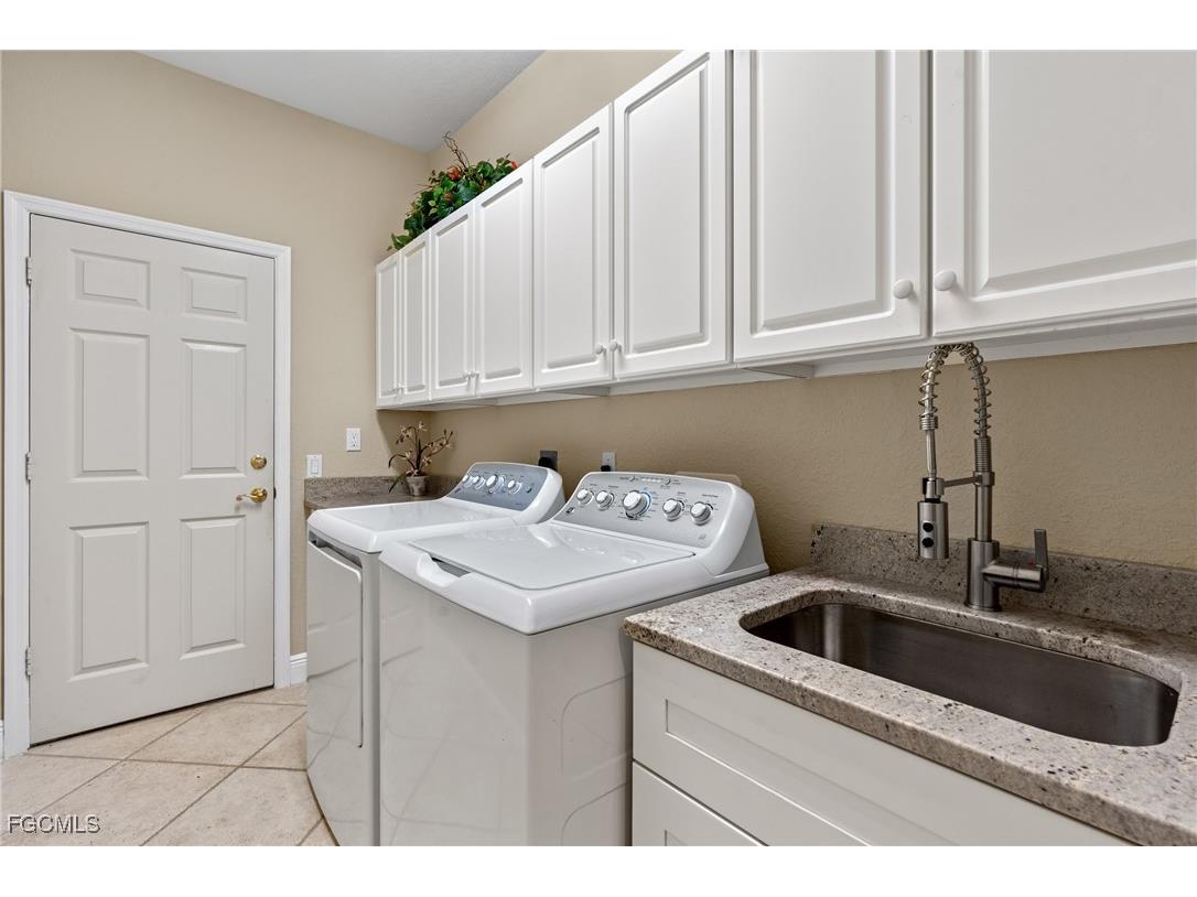 2405 Sagramore Place Cape Coral FL 33914 2025016788 image41