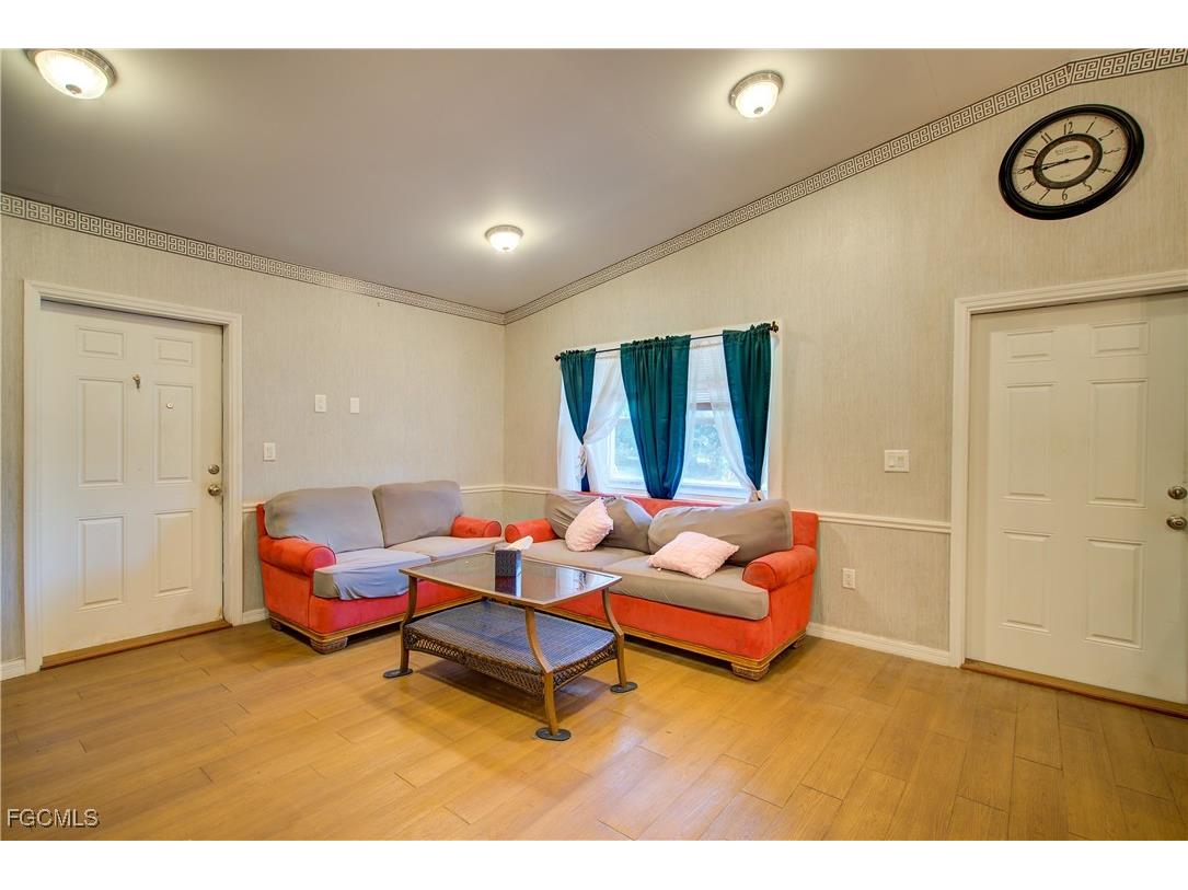 2405 Zoysia Lane North Fort Myers FL 33917 2025003919 image12