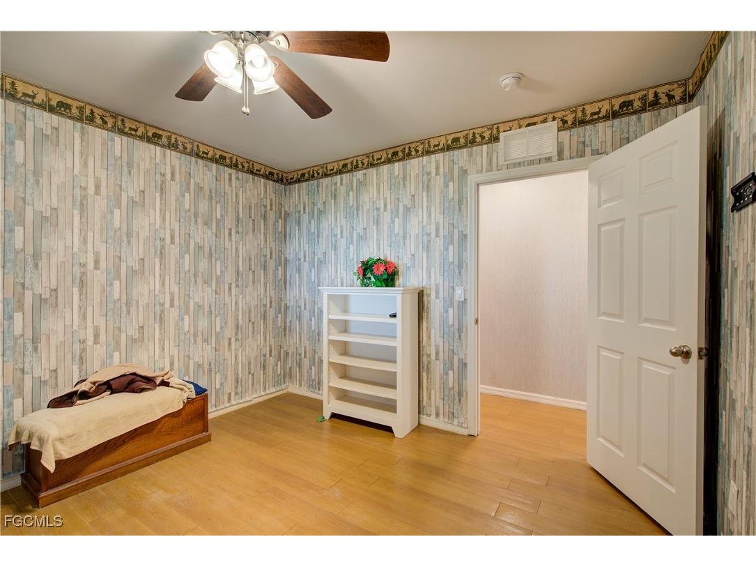 2405 Zoysia Lane North Fort Myers FL 33917 2025003919 image13
