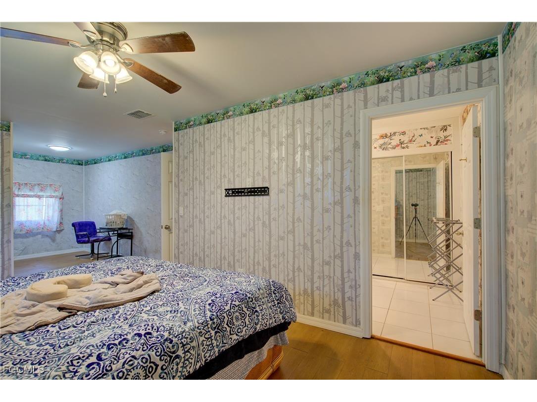 2405 Zoysia Lane North Fort Myers FL 33917 2025003919 image16